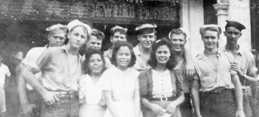 (L&rarr;R) A. Johnson, I. Watson, [unknown], [unknown], F. Saylor, [unknown], C. Pressley, T. Mercer.